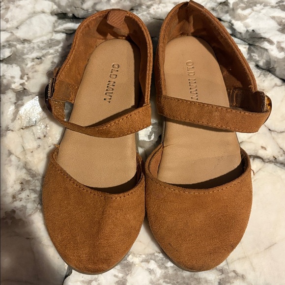 Old Navy Kids Black and Brown Dress Shoes - Picture 3 of 5